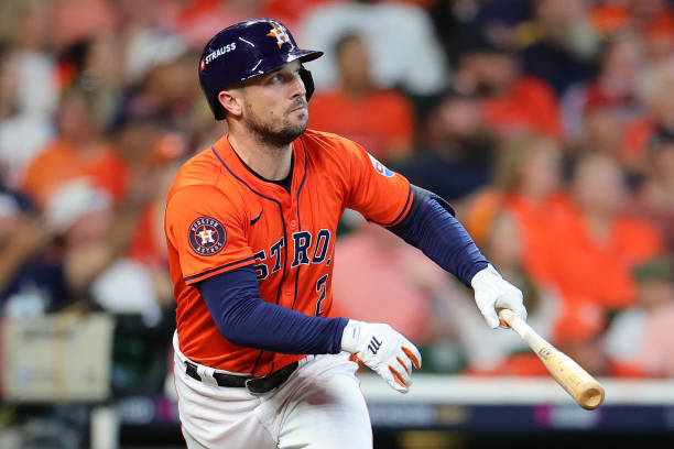 “Red Sox’s Bold Move to Snag Alex Bregman: Can Flattery Seal the Deal”