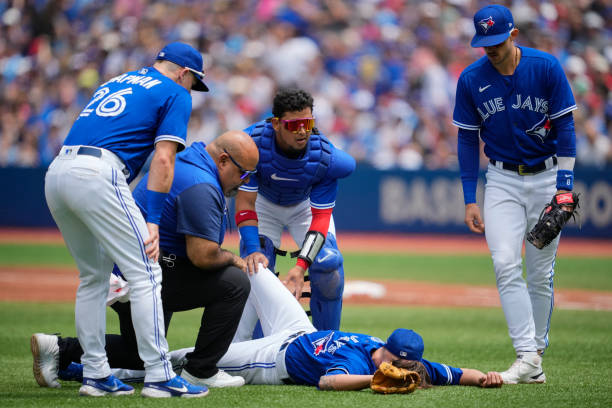 Breaking News: Tampa Bay Rays Struck by Heartbreak as Star Receiver Out with Critical Injury