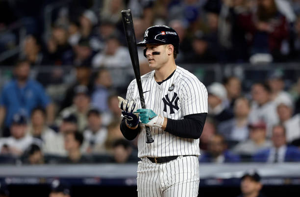 Anthony Rizzo #48 of the New York Yankees