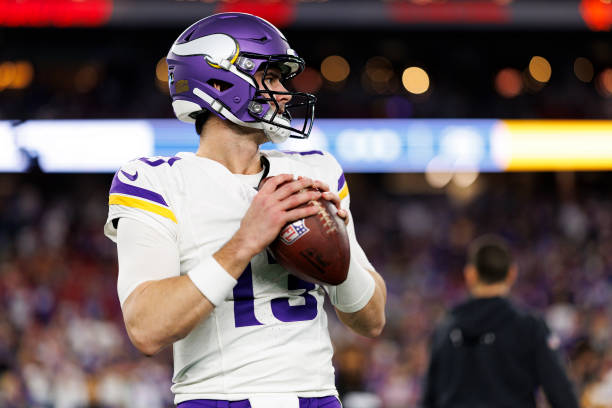 Vikings Considering Daniel Jones as Long-Term Starter