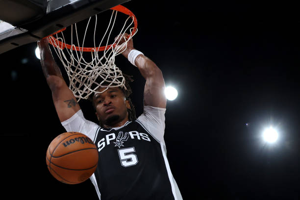 Stephon Castle #5 of San Antonio Spurs
