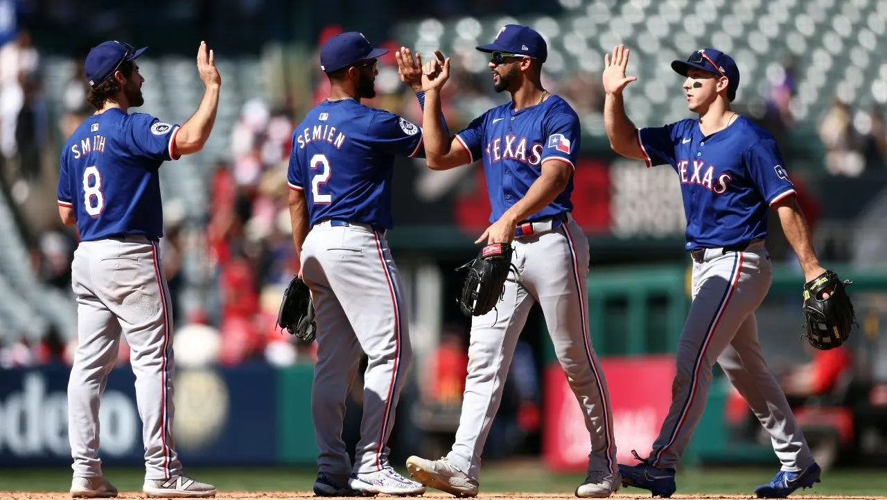Bullpen Gains a Proven Late-Inning Arm As Set-Up Man Dealt for Pitching Prospects