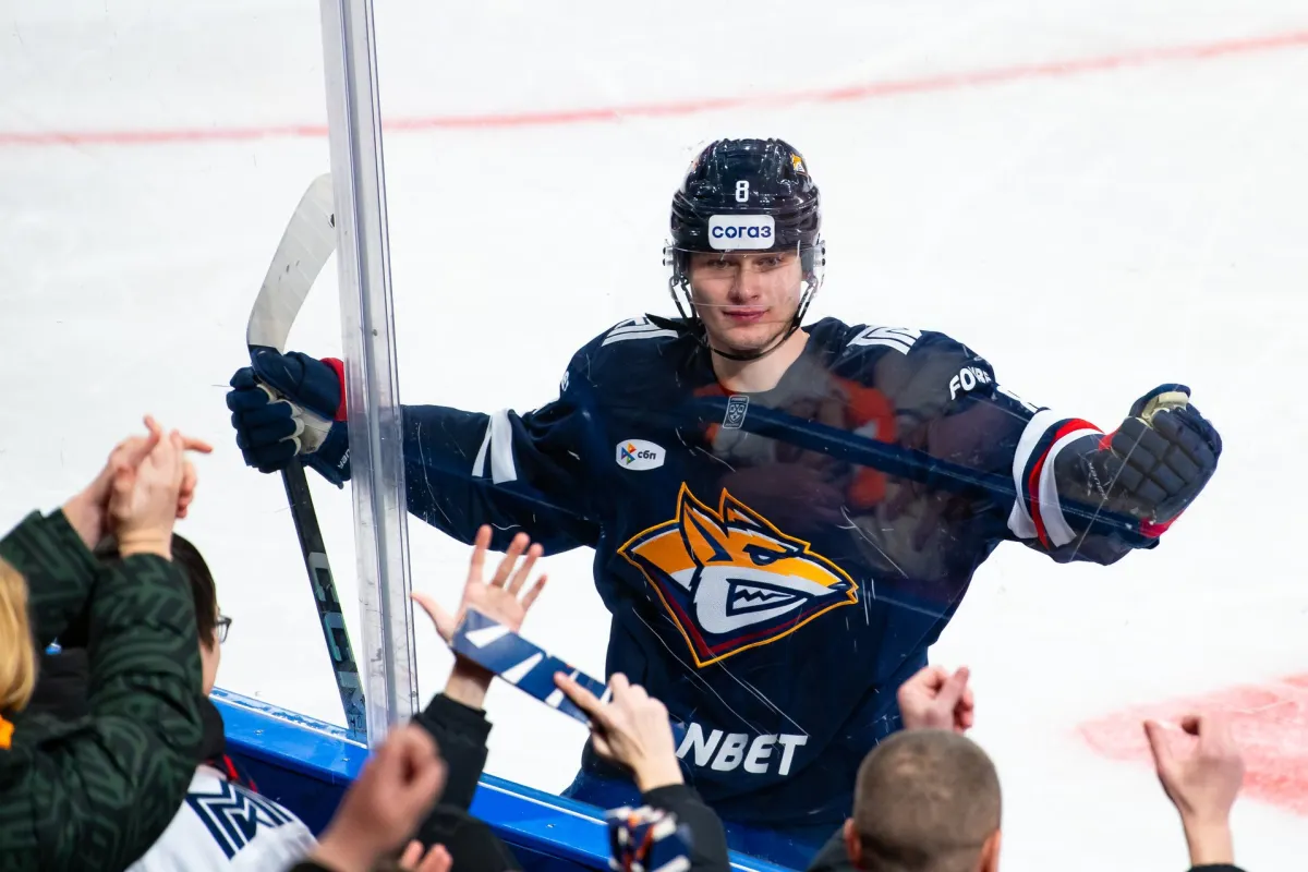Blackhawks Prospect Rankings 2025: Major Shake-Up Revealed